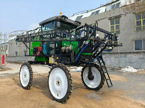 3WPZ-2000H型自走式噴桿噴霧機